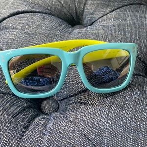 STELLA MCCARTNEY KIDS SUNGLASSES NEW